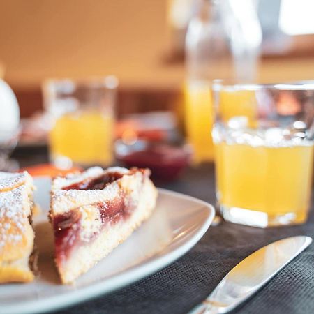 Villa Martina Luxury Suites Lecco Kültér fotó