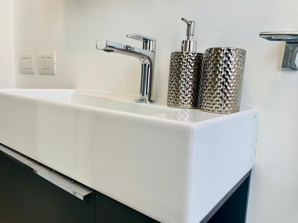 Villa Martina Luxury Suites Lecco Kültér fotó